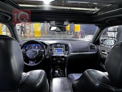 کرایسلەر 300